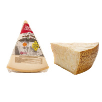 Latteria Sociale Mantova Grana Padano DOP около 2,5 кг 
