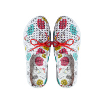 Женские сандали  36-41 белые с красными шнурками